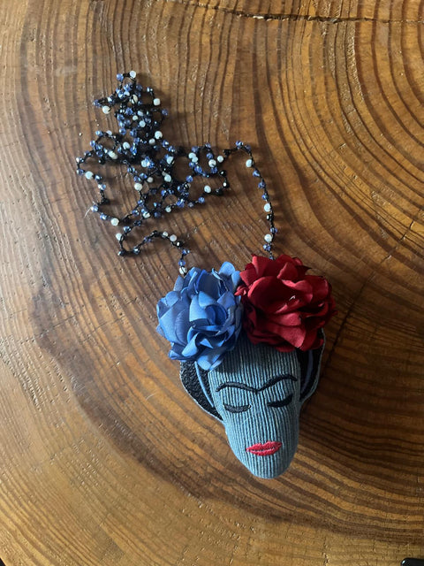 Collana Frida
