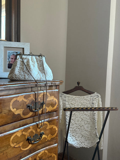 Borsa modello pasticcino bag in seta e stoffe d’arredo