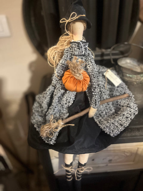 La Strega Minerva