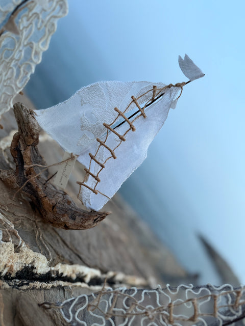 Velieri con legni di mare