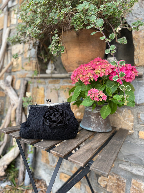 Borsa modello pasticcino bag in seta e stoffe d’arredo