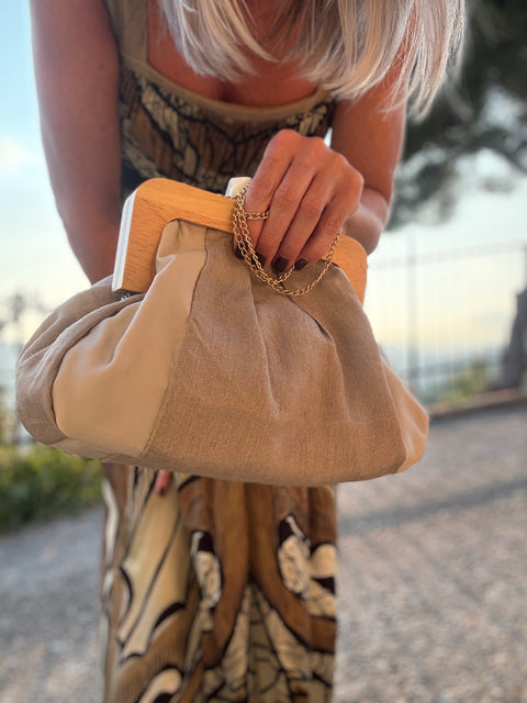 Borsa modello pasticcino bag in seta e stoffe d’arredo