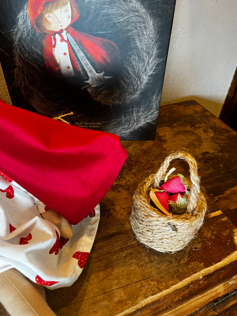 Cappuccetto rosso e il lupo