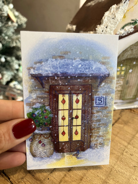 Le porte dell'avvento con casetta