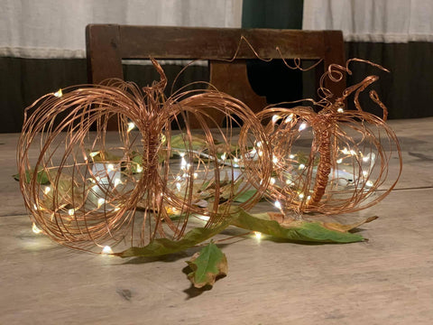 Zucche in fil di ferro con led