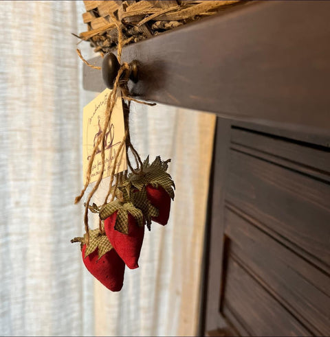 Fragole dipinte a mano