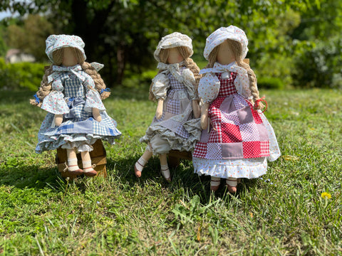 Holly Hobbie