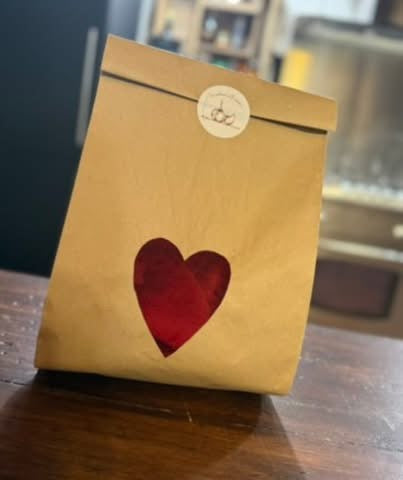 Busta di cuori in velluto
