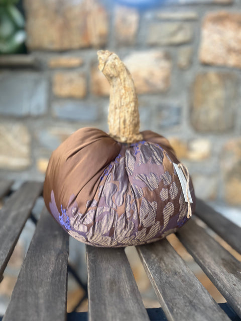 Zucca in broccato marrone