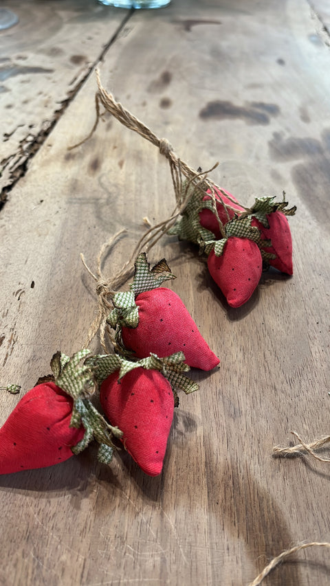 Fragole dipinte a mano