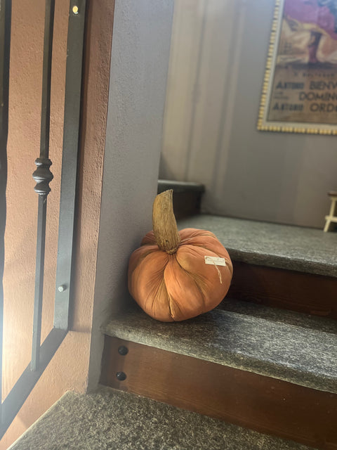 Zucca dipinta a mano