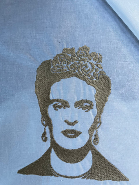 Frida ricami a macchina su puro lino