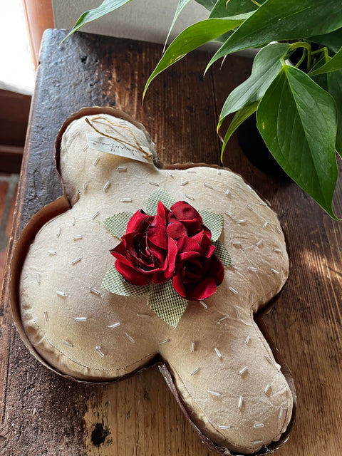 Colomba di Pasqua con granella di perline