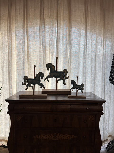 Cavallo da giostra in legno