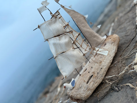Velieri con legni di mare