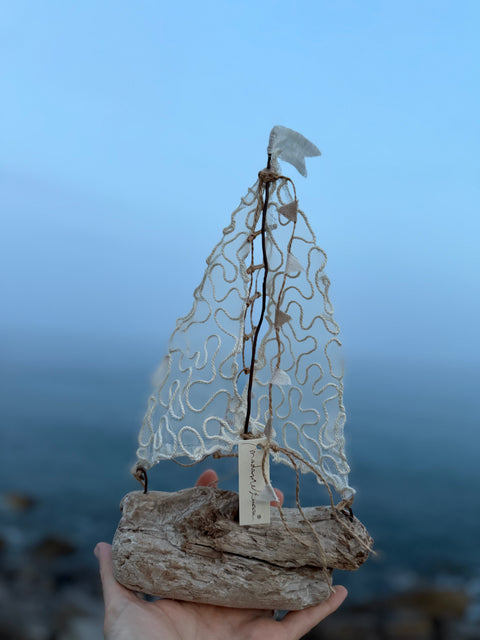 Velieri con legni di mare