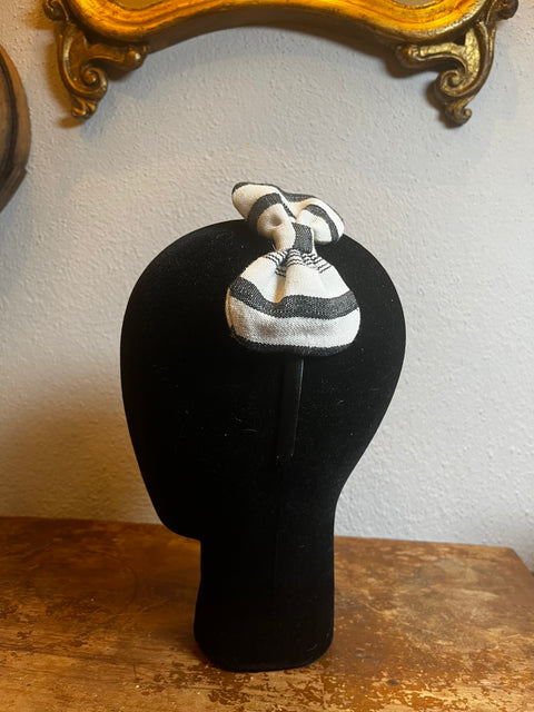 Cerchietto in raso con fiocchi