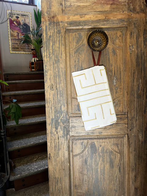 Buste a mano con stoffe d'arredo