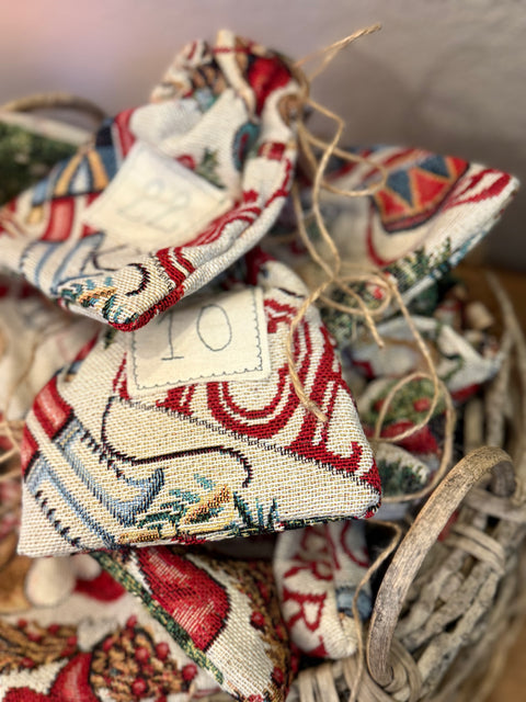 Calendario dell'avvento in gobelin