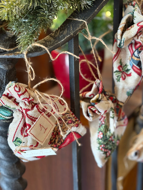 Calendario dell'avvento in gobelin