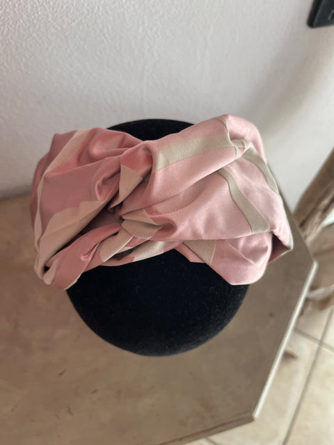 Fascia per capelli con stoffe d'arredo anni 60