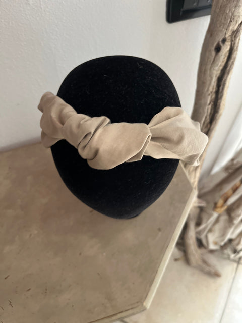 Fascia per capelli con stoffe d'arredo anni 60