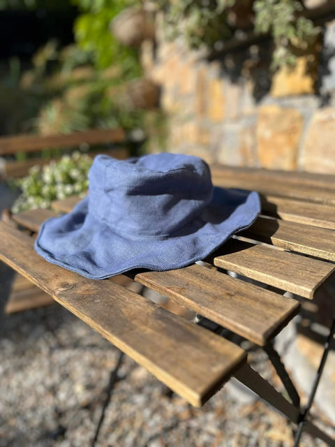 Coordinato cappello e borsa blu