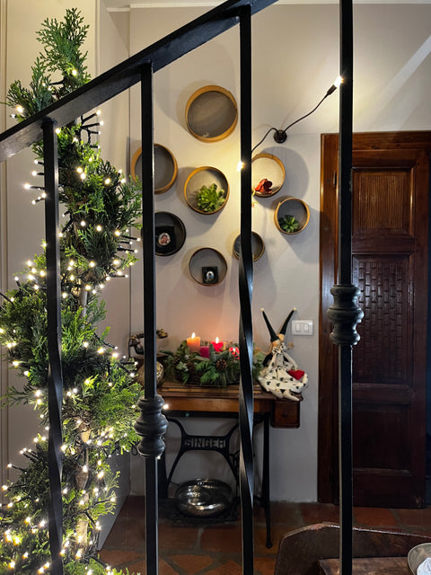 Elfi di Natale con stoffa pois e cuori verdi