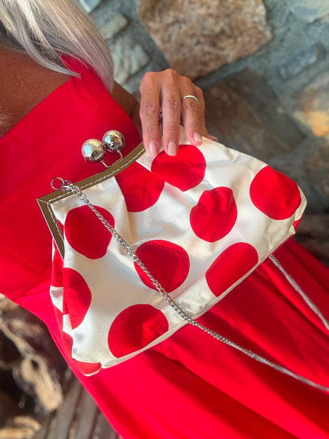❤️ WOMAN IN RED ❤️